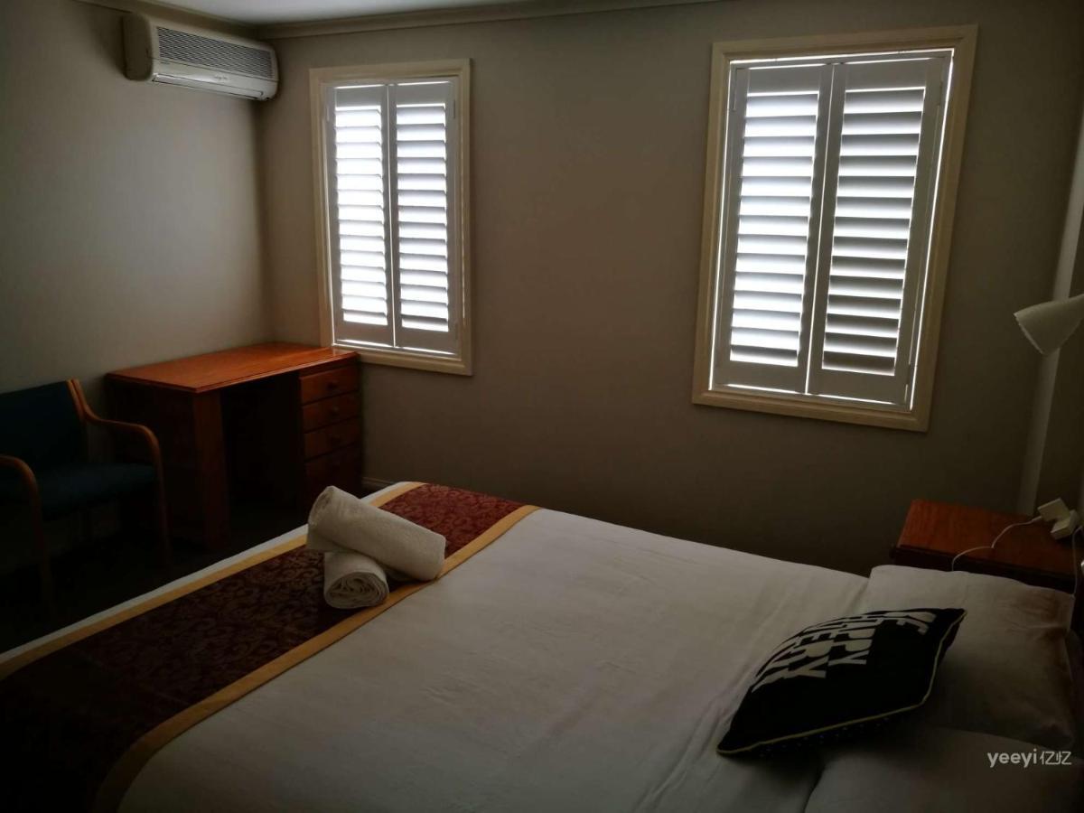 Moonee Valley Views Aparthotel Melbourne Buitenkant foto